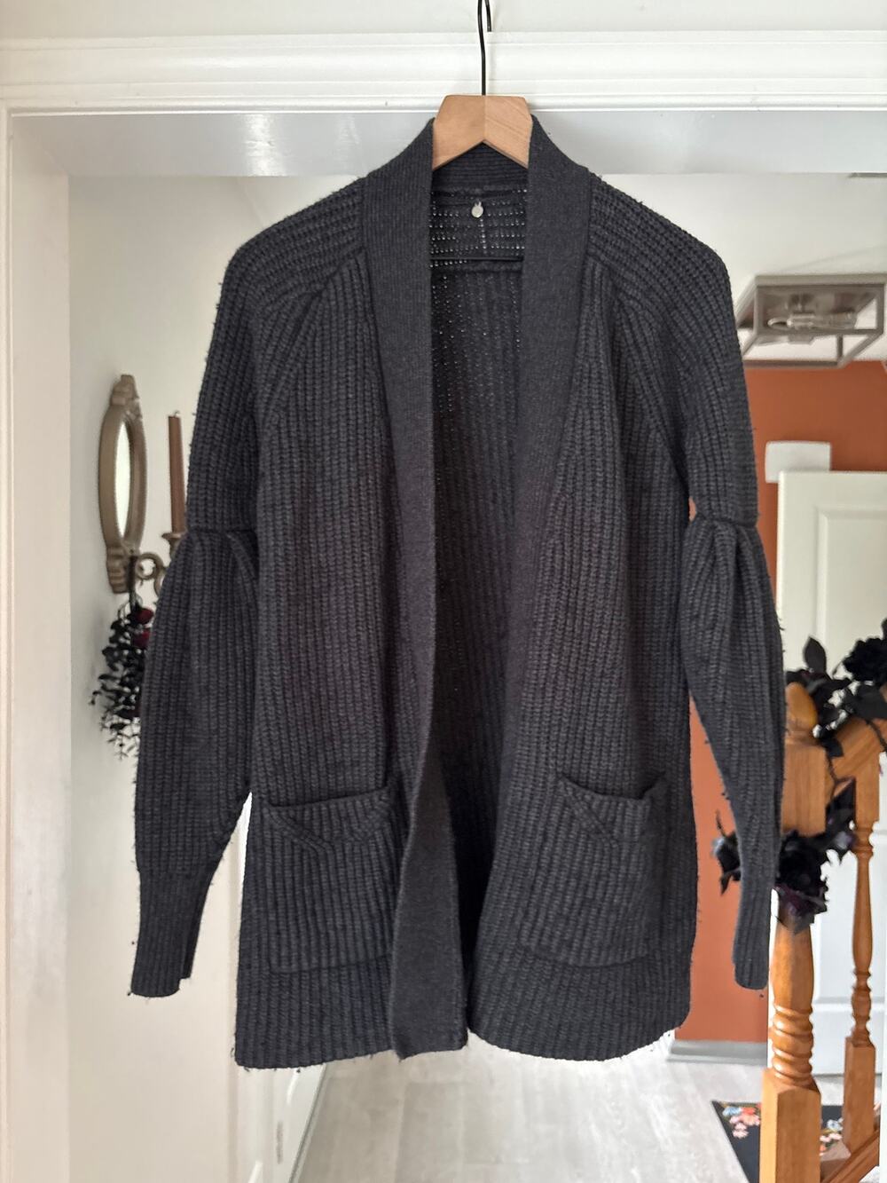 Anthro Knitted & Knotted Gray Chunky Knit Cardigan Sweater XS Balloon Sleeve